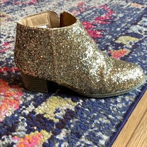 Girls gold glitter ankle booties
